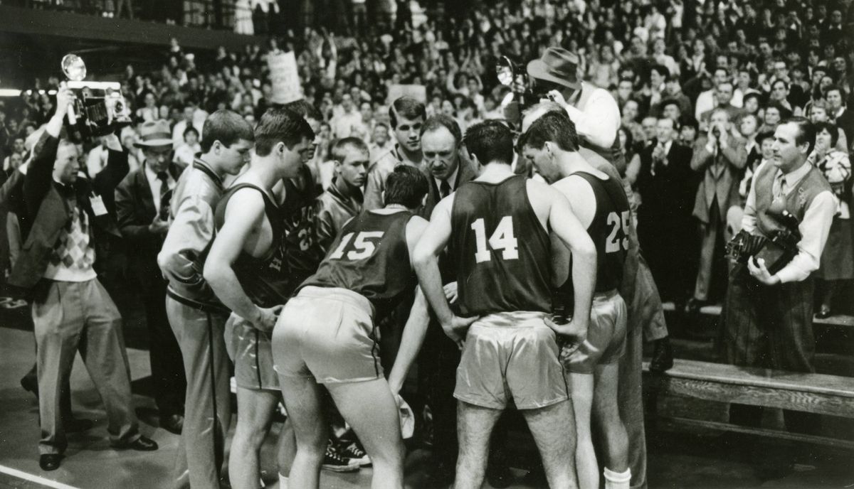 American actor Gene Hackman in the movie Hoosiers, USA 1986 PUBLICATIONxNOTxINxITA