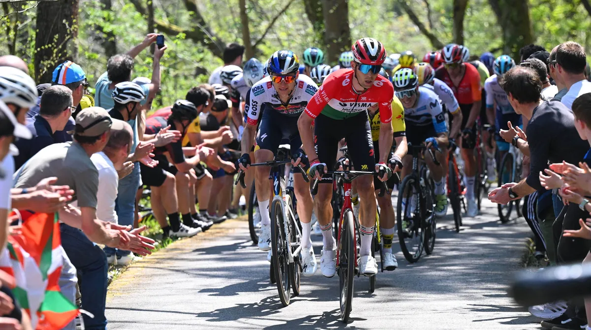 09-04-2025 Itzulia Basque Country; Tappa 03 Zarautz - Beasain; 2025, Visma - Lease A Bike; Valter, Attila; 