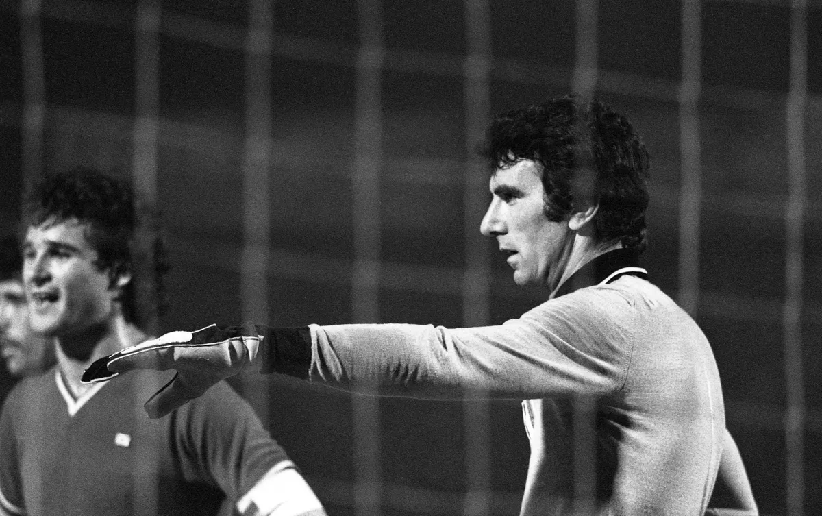 DINO ZOFF