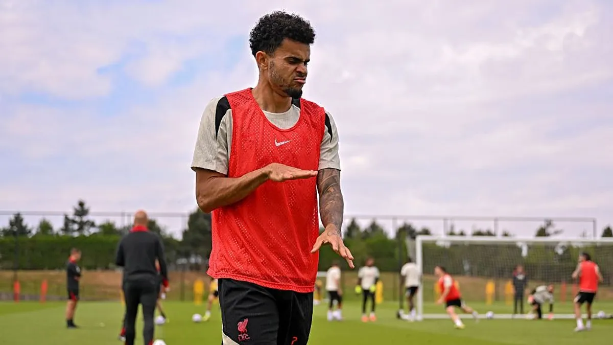 Luis Díaz a Liverpooltól a Bayern Münchenhez szerződött – hivatalos