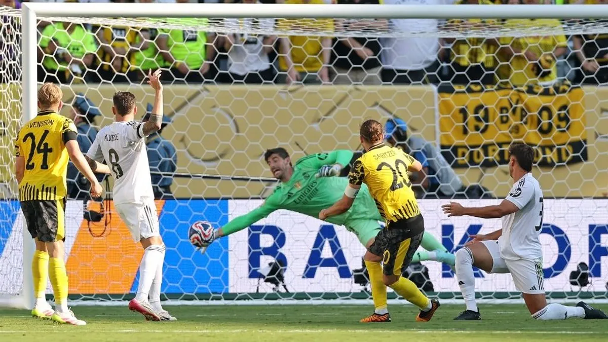 „Emberelőnyben voltak, nem akartam tovább játszani” – Courtois a bravúros védéséről