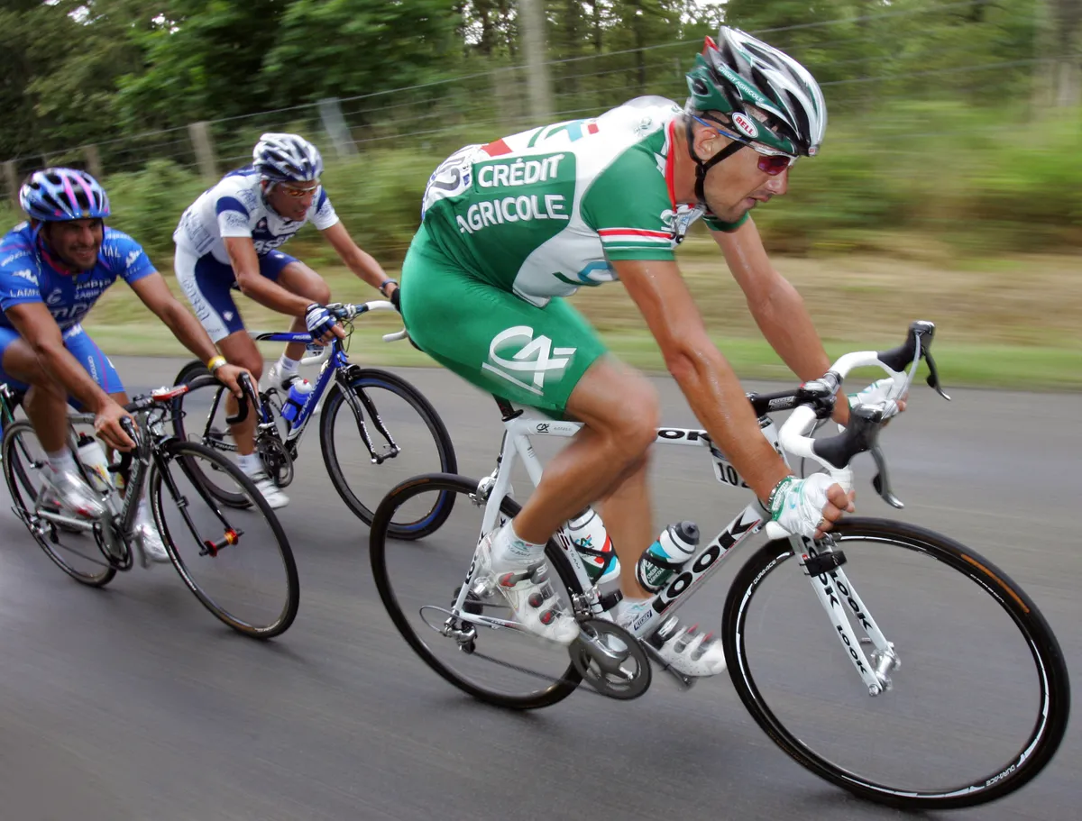 CYCLING-TDF2005-BREAKAWAY