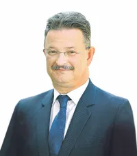 BÁCS ZOLTÁN