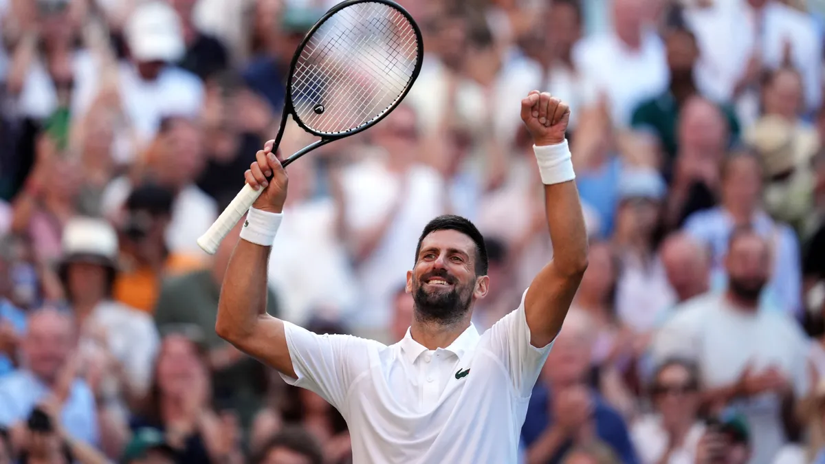 Wimbledon: háromszettes győzelemmel váltott jegyet az elődöntőbe Sinner
