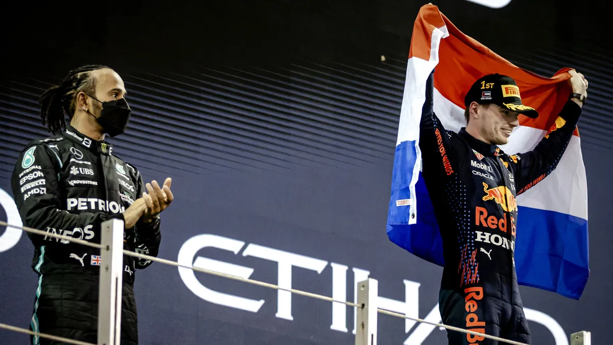 F1 75: Hamilton-dráma és Verstappen-győzelem a botrányos abu-dzabi szezonzárón