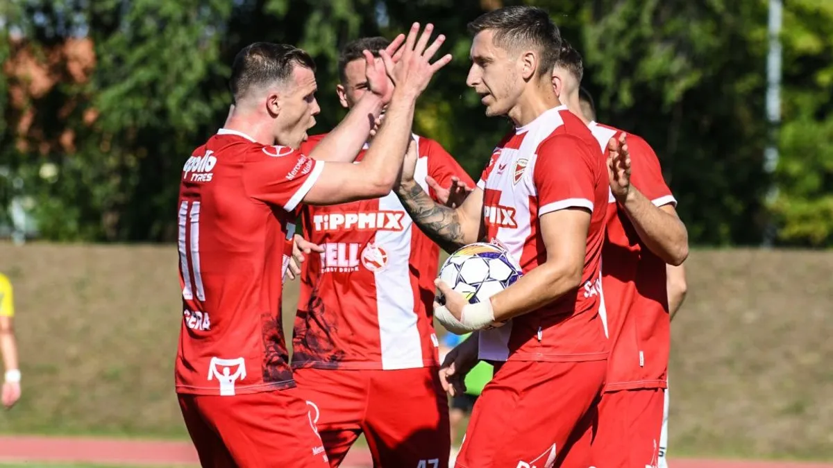 A Paks öt, az ETO és a DVTK három gólt szerezve jutott tovább a Magyar Kupában
