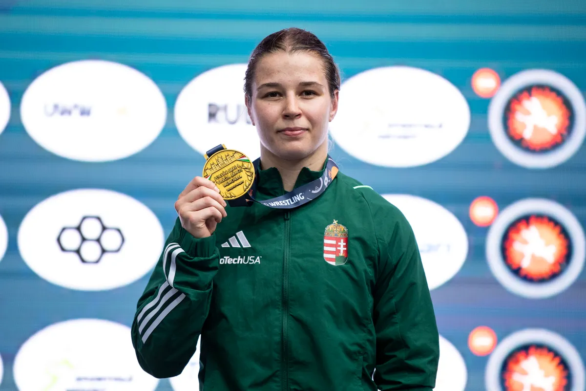BOGNÁR Erika