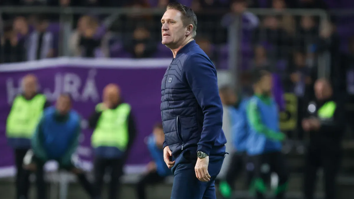 Keane: Szerencse, hogy a meccs végén jött a kiállítás; Gróf elnézést kért