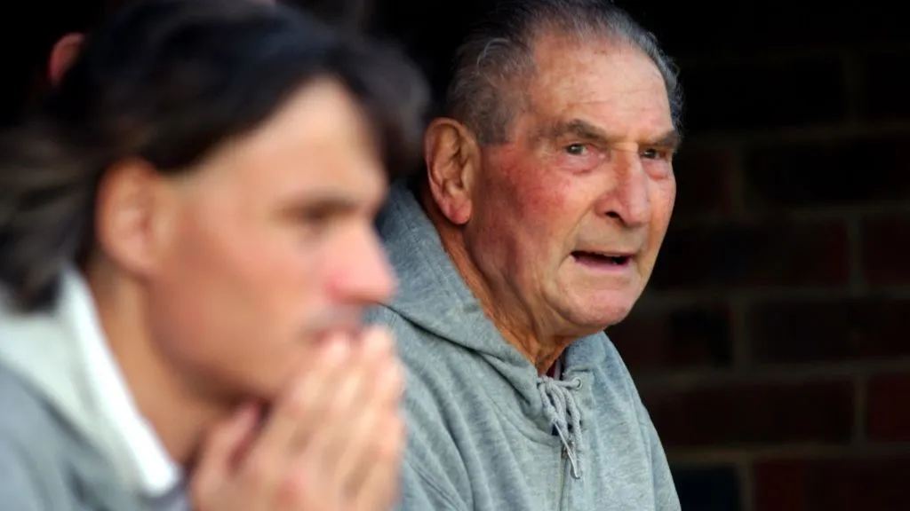 Soccer - FA Cup - Fourth Qualifying Round - Horsham v Team Bath