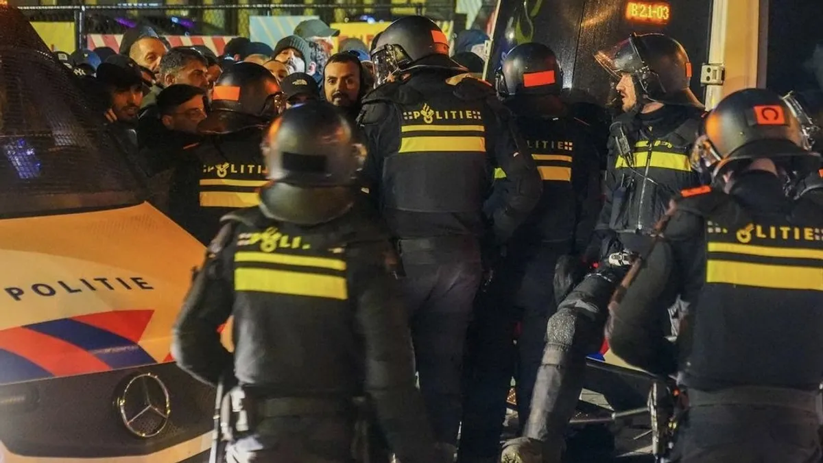 A holland rendőrség 230 Napoli-szurkolót vett őrizetbe a BL-meccs előtt