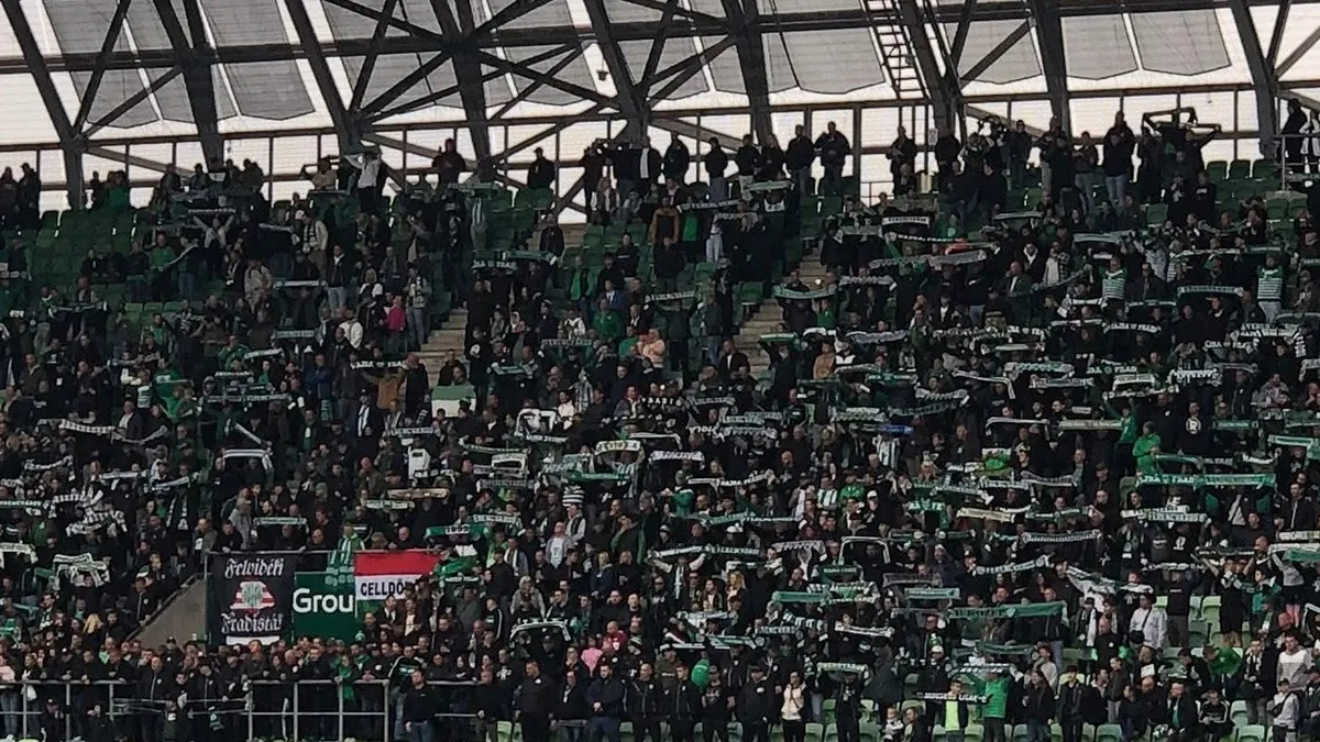 Hegyi Zsolt: Csak osztrák döntésen múlt a szurkolók továbbutazása