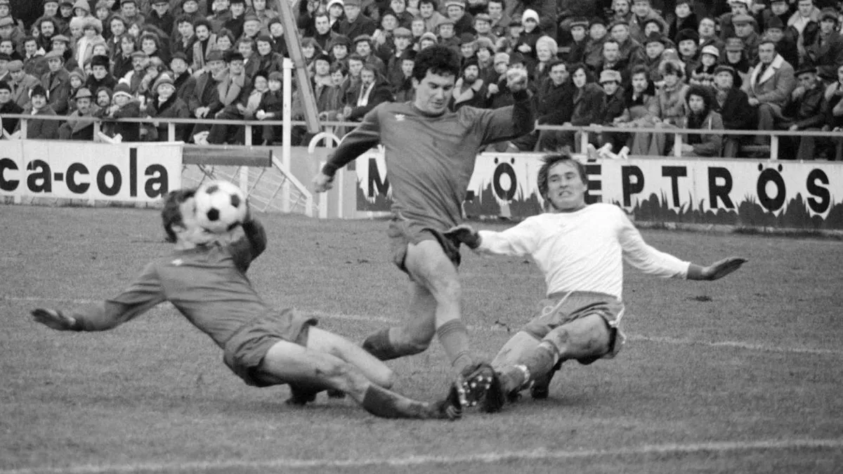 Mucha József; Kõhalmi Gábor; Godán Lajos