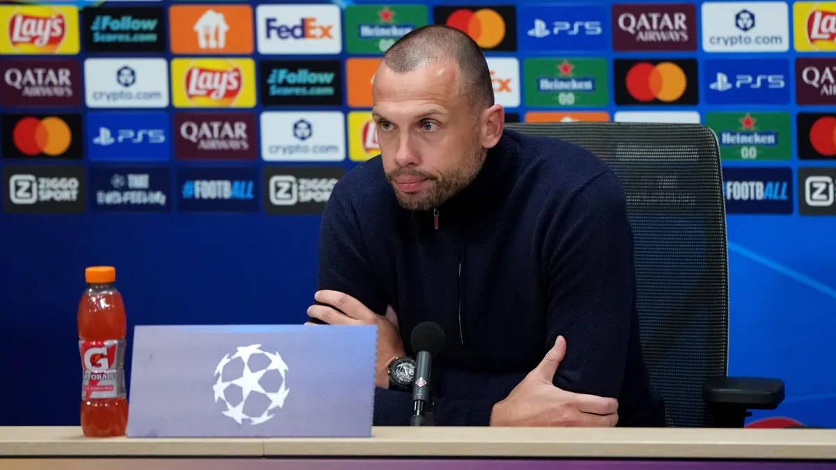 Fél évig sem tartott, kirúgta Heitingát az Ajax