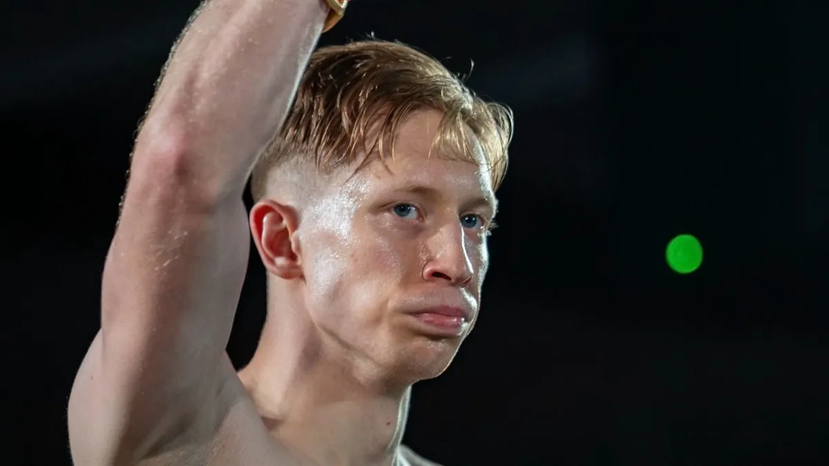 Veres Roland első menetes kiütéssel nyerte első profi bokszmérkőzését