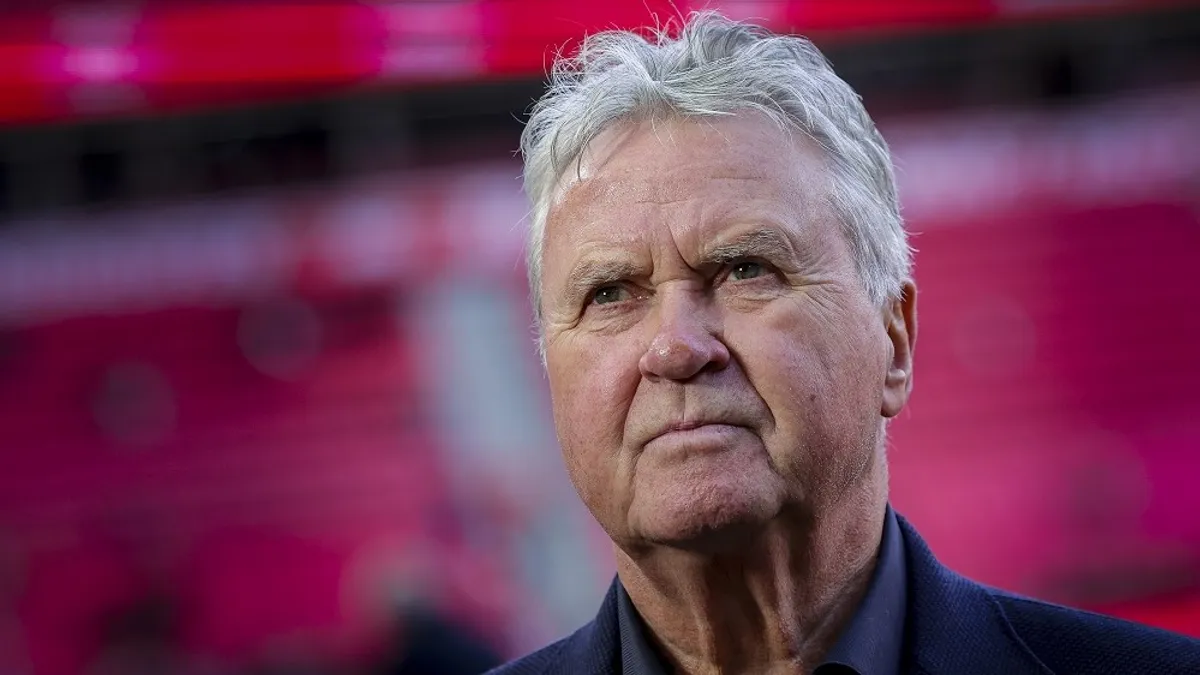 Munkára jelentkezett Guus Hiddink – újra kapitány lenne a veterán holland mester