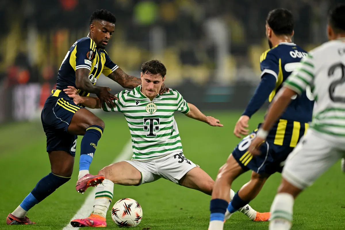Fenerbahce v Ferencvaros - UEFA Europa League