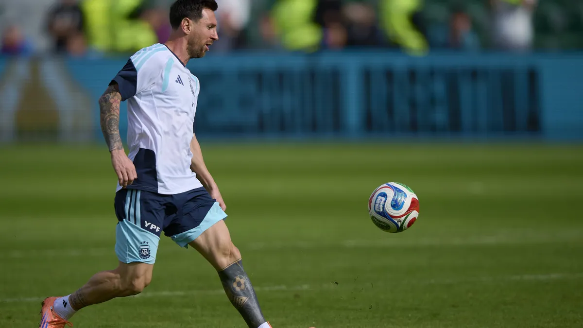 Messi vezérletével argentin győzelem az angolai függetlenségi évfordulóra rendezett gálameccsen