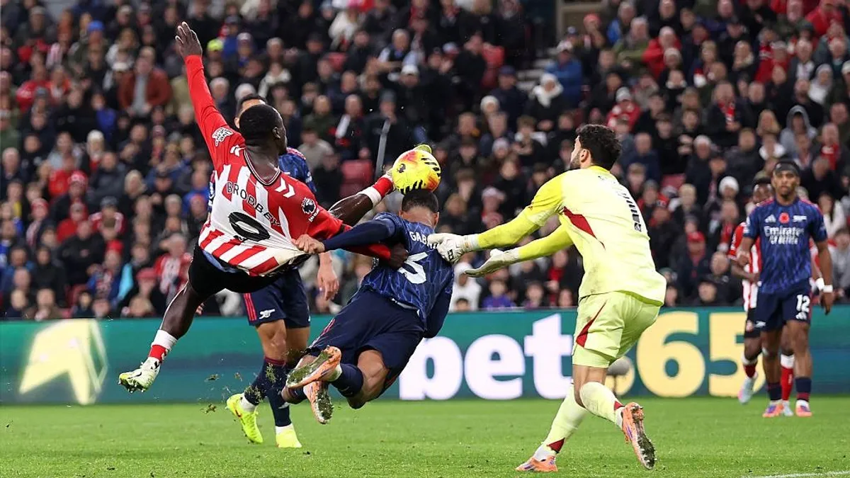 Két gólt kapott az Arsenal, a második már pontot ért a Sunderlandnek