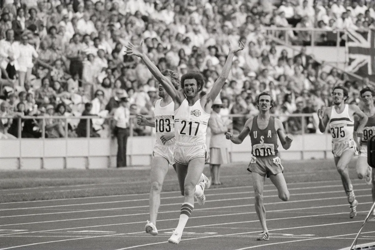 Cuban Runner Winning Olympic 800 Meters
