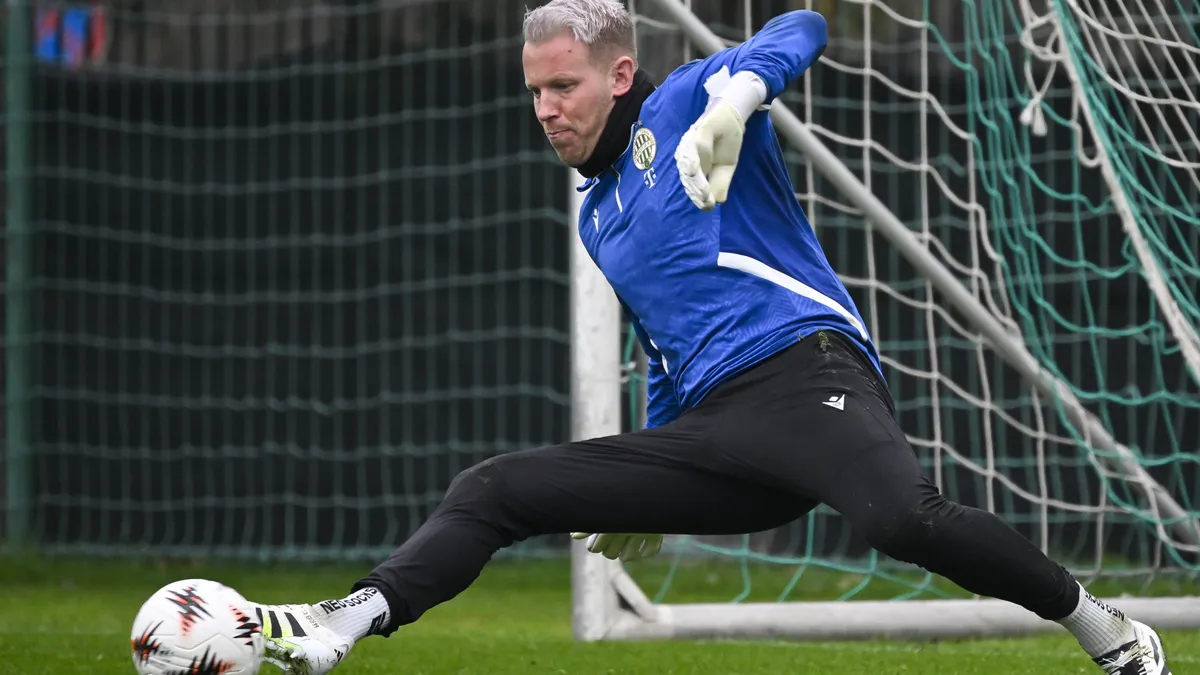 Gróf a kapuban, Yusuf és Varga Barnabás kezd elöl a Rangers elleni El-mérkőzésen