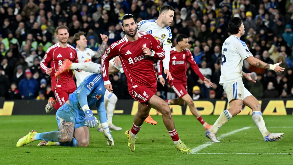 Videó: tökéletes befejezés – Szoboszlai Dominik góljával vezetett újra a Liverpool a Leeds ellen, egy ideig...