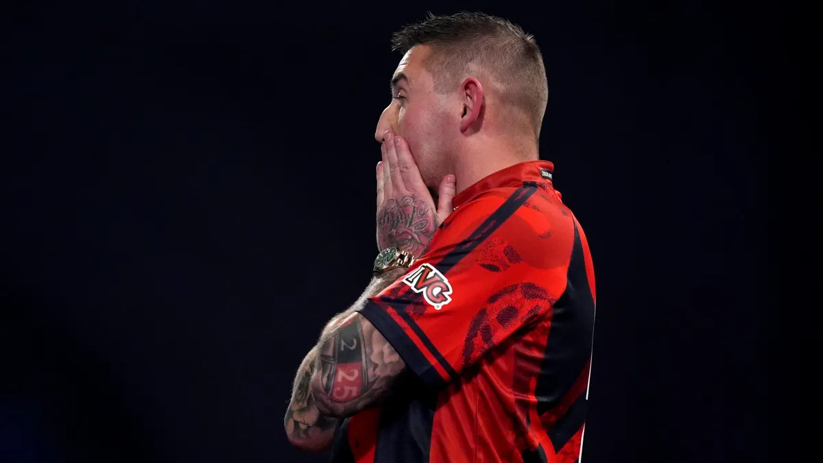 Fantasztikus, hétszettes meccsen búcsúzott a darts-vb-től Nathan Aspinall