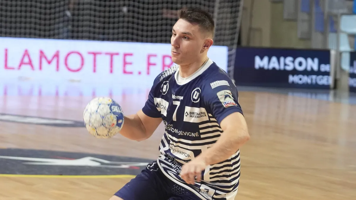 Európai kézilabdaligák: Hanusz Egon négy gólt szerzett