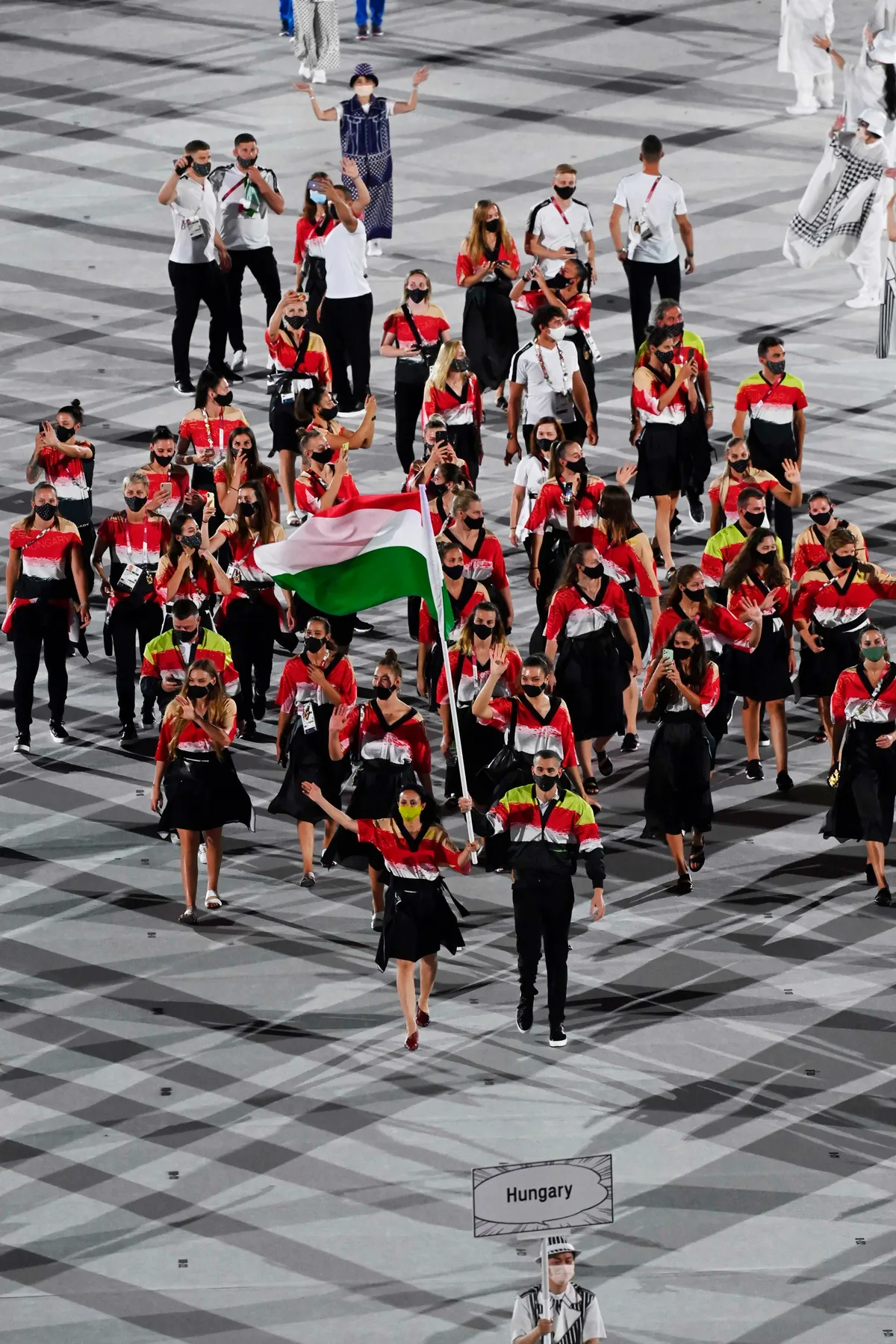 MOHAMED Aida; CSEH László