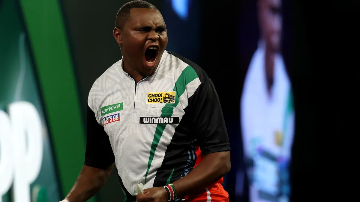 Kenyai szenzáció a darts-vb-n, Munyua legyőzte De Deckert!