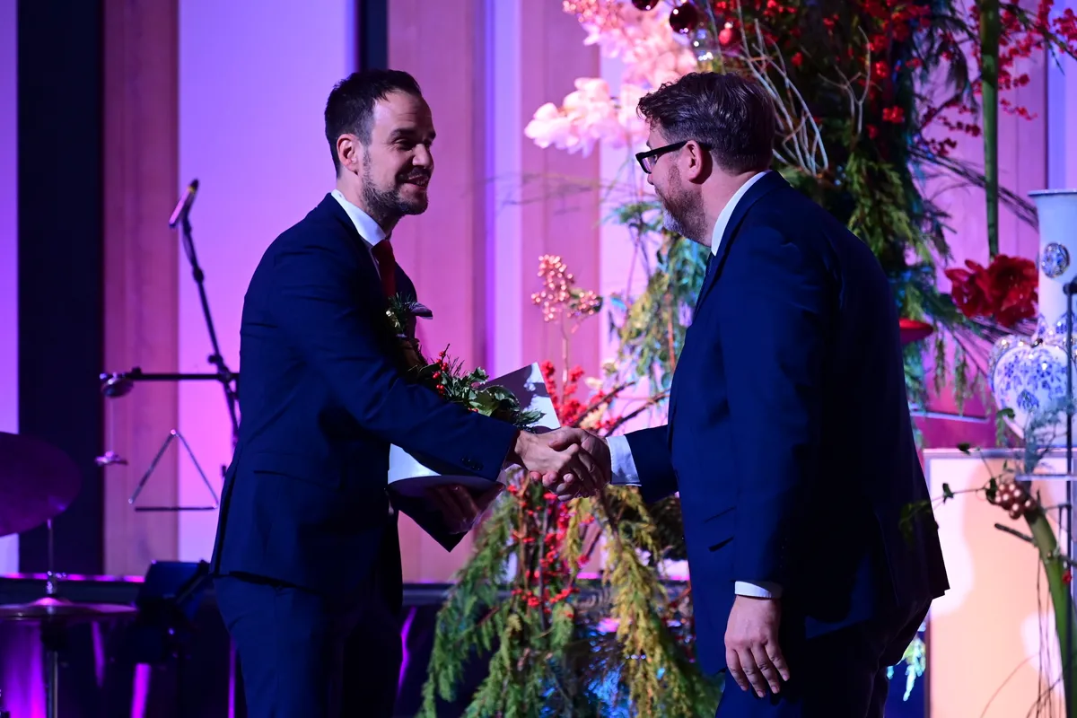 SZÉKELY Dávid László; SZÖLLÕSI György