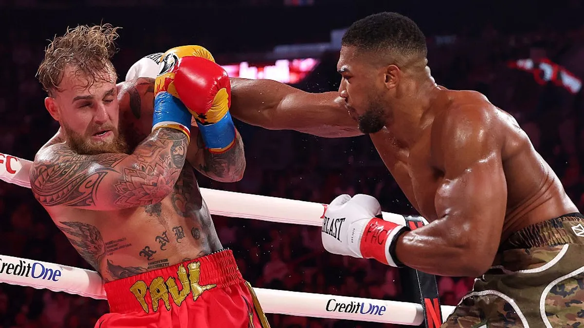 Sérülése miatt akár be is fejeződhet Jake Paul ökölvívó-pályafutása