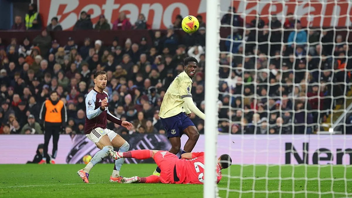 Az Arsenalnak dolgozott az Everton, megverte idegenben a Villát