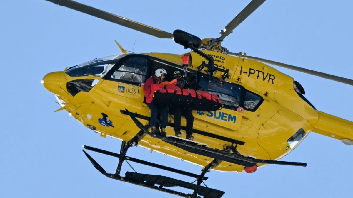 Vonn drámája: esése után helikopterrel kellett elszállítani a pályáról