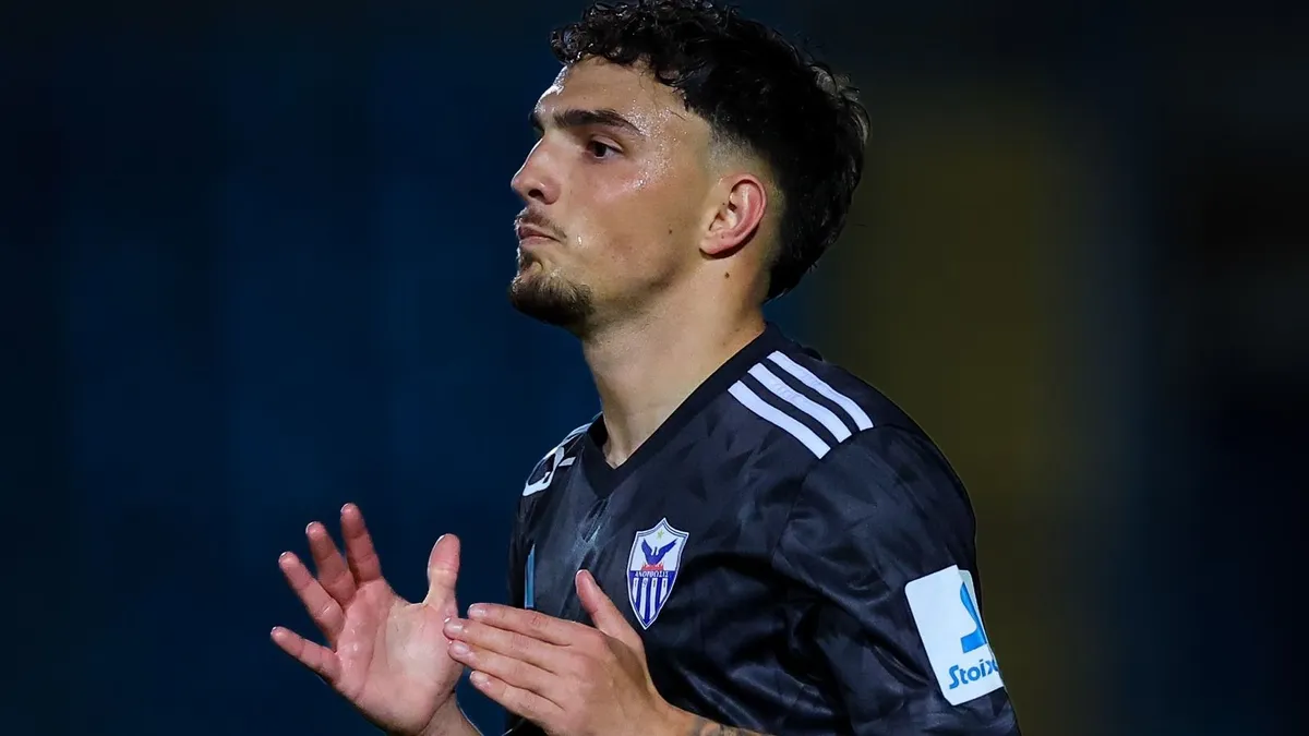 Légiósok: Kiss Tamás megsérült, mentővel vitték el a pályáról