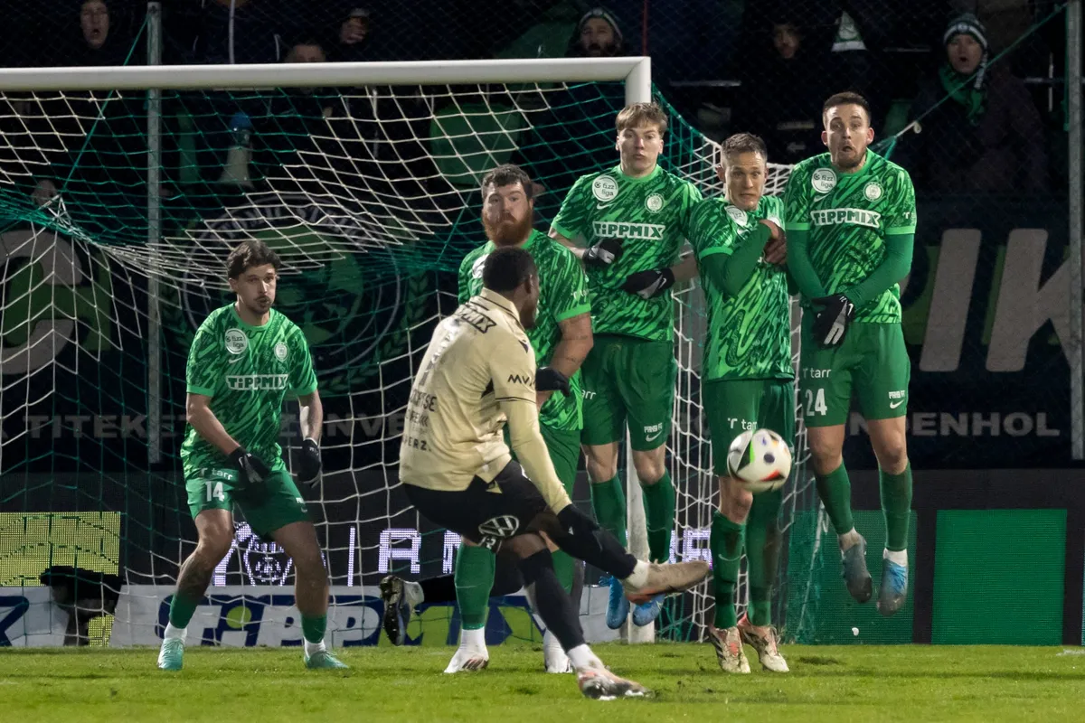 Hirmagazin.eu,Paks,Ferencváros,FTC,rangadó,futball,labdarúgás,mérkőzés,győzelem,gól,Gruber,Zsombor,bajnokság,NB1,élvonal,pontszerzés,küzdelem,kiélezett,meccs,találat,csapat,klub,zöldfehérek,hazai,idegenbeli,stadion,szurkolók,sport,sporthírek,focihírek,eredmény,vasárnap,forduló,tabella,versenyfutás,bajnoki,szezon,játék,támadás,védekezés,győztesgól,rangadók,párharc,magyarfoci,élmezőny,összecsapás,teljesítmény,Fradi győzelem