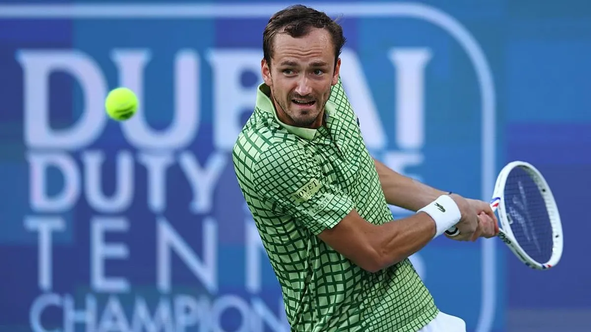 Tenisz: elmaradt a döntő Dubajban, Medvegyev nyerte a viadalt