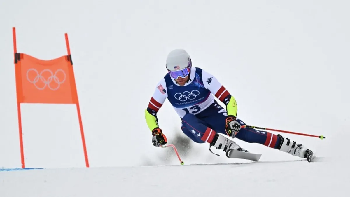 Téli olimpia: nagy bukás és amerikai elsőség a férfi lesiklók első edzésén