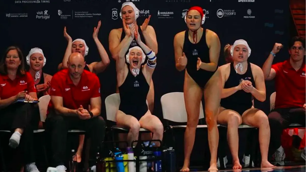 Az alsó ágon a szerbek és a britek nyerték a csoportot a női vízilabda Eb-n