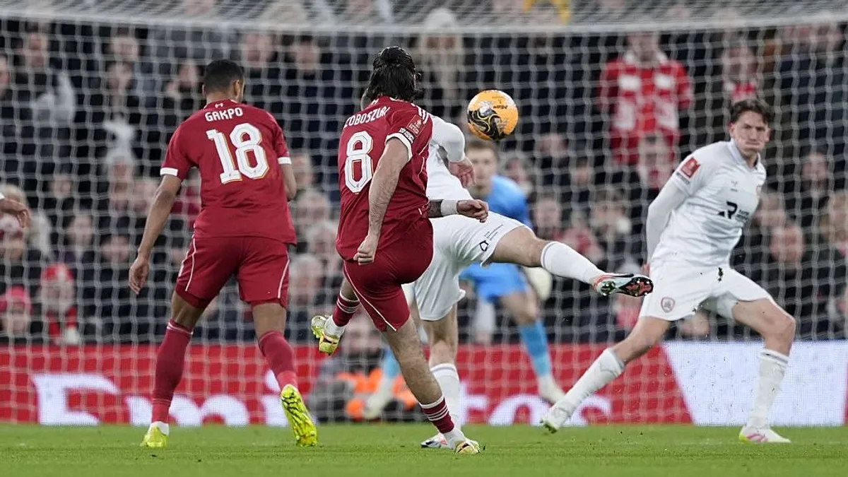 A Liverpool-szurkolók Szoboszlai gólját választották január legszebb találatának – videó