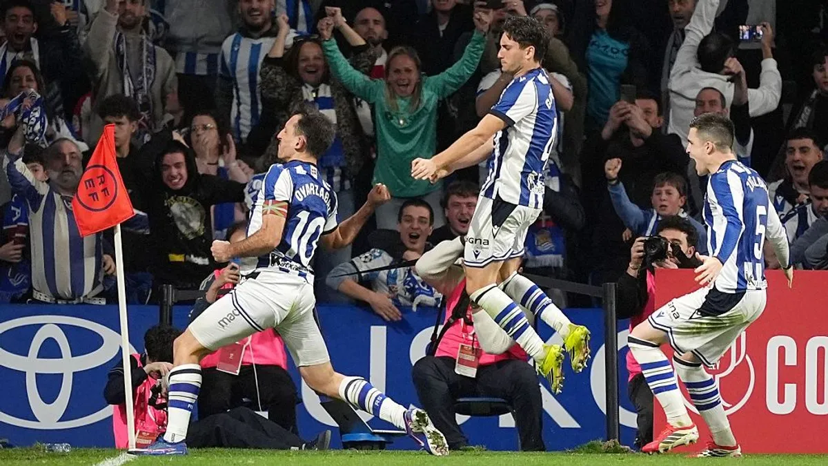 Oyarzabal büntetője döntött, a Real Sociedad lesz az Atlético ellenfele a Király-kupa döntőjében