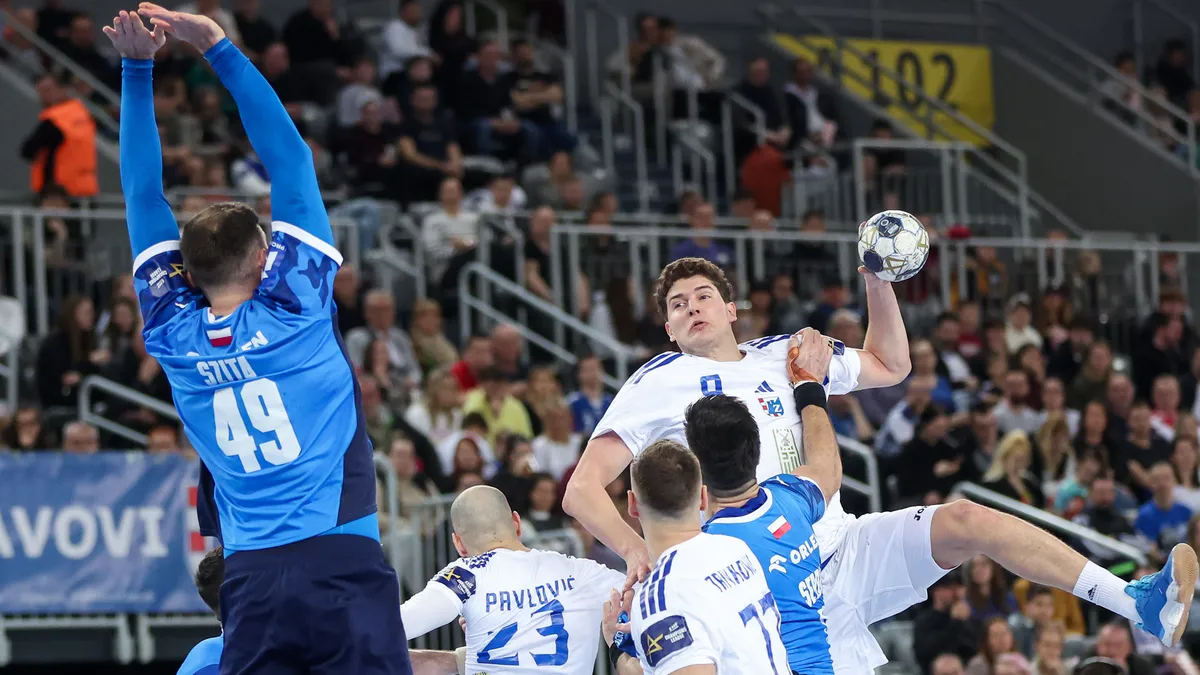 Férfi kézilabda BL: Szita Zoltánék simán nyertek; a Kielce megelőzte a Veszprémet; a PSG csak ikszelt