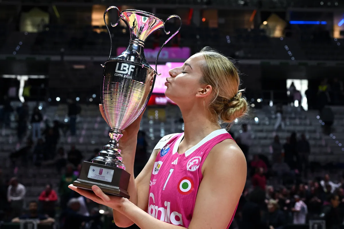 Ukana Reyer Venezia v Famila Schio - Frecciarossa Women Final Eight 2025