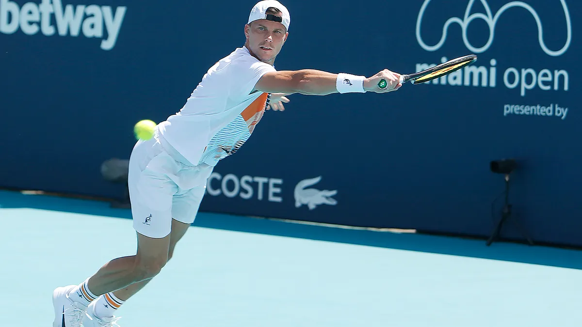 Fucsovics kikapott a világranglista nyolcadikjától a miami tenisztornán