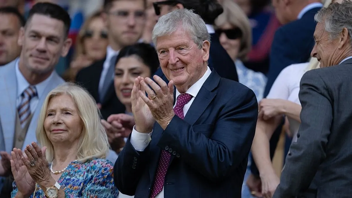 Roy Hodgson 78 évesen visszatér a kispadra