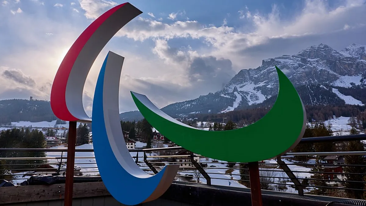 Paralimpia 2026: önkéntesek viszik a zászlókat a nyitóünnepségen