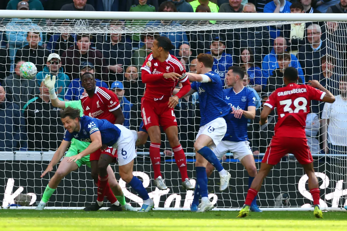 Everton v Liverpool - Premier League