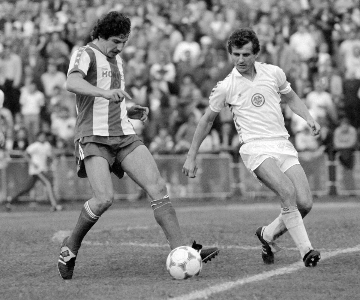 Esterházy Márton; Lakatos Károly