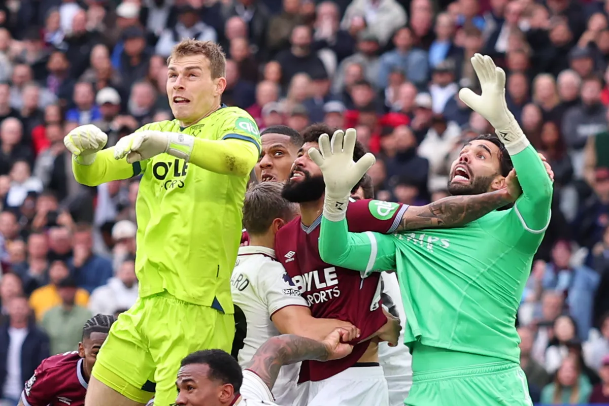 West Ham United v Arsenal - Premier League