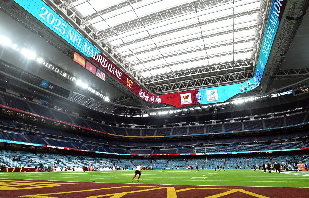 Washington Commanders v Miami Dolphins - NFL 2025