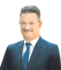 BÁCS ZOLTÁN